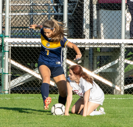 jv_soccer-09-11-35-of-117